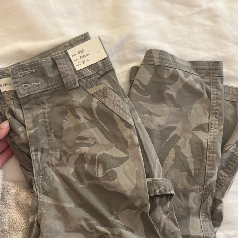 Abrecombie & Fitch Camouflage cargo Pants